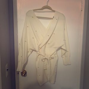 Winter White Kitted Sweater Dress !